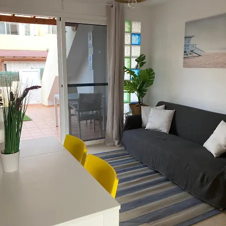 2 Bedroom Pool Close To Beach Rocky Point Corralejo