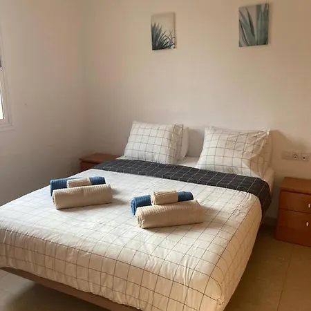 2 Bedroom Pool Close To Beach Rocky Point Apartment *