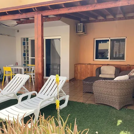 2 Bedroom Pool Close To Beach Rocky Point Corralejo